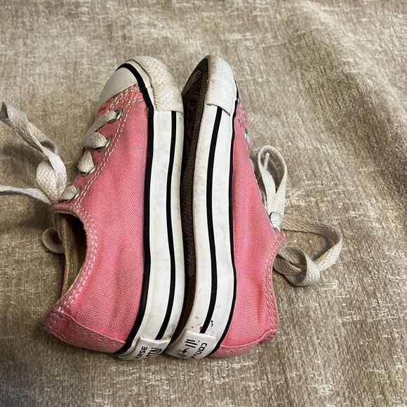 Converse Pink and White Classic Sneakers - Picture 5 of 10